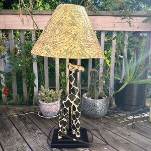 Wooden Giraffe Table Desk Lamp Light Vintage Mid-Century Metal Base 33" Tall